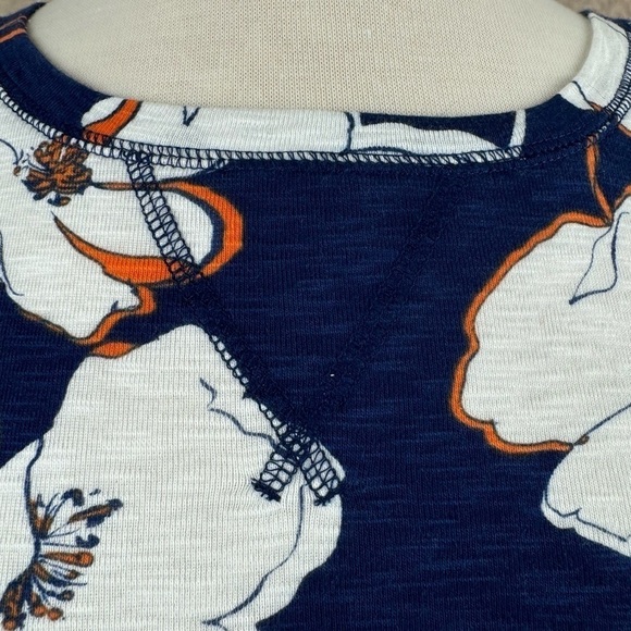 Liz Claiborne navy floral cotton T-shirt size large - Picture 2 of 11
